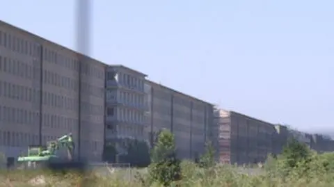 Gigantyczna budowla Hitlera wraca do życia