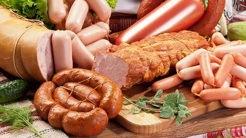 Czy bać się czerwonego mięsa i wędlin?