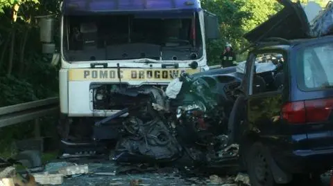Nie żyje kierowca samochodu osobowego i motocykla