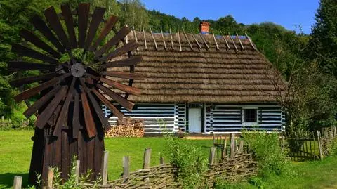 Sanok. Rekonstruują XVIII-wieczną synagogę. Wkrótce położą dach
