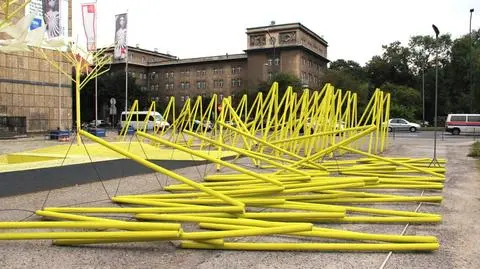 Zdewastowano instalację przed Muzeum Narodowym