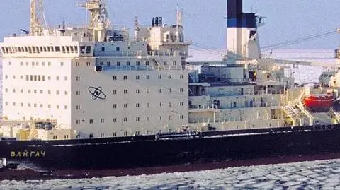 Pożar na atomowym lodołamaczu. Są ofiary