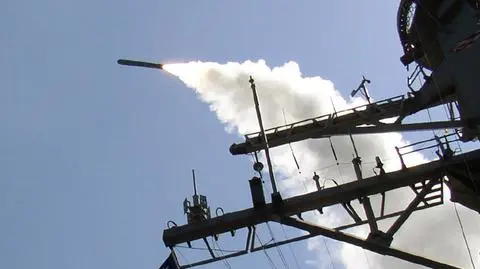 Amerykańskie okręty czekają na decyzję w sprawie ewentualnego ataku na Syrię