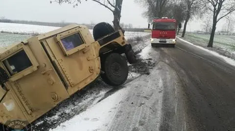 Żołnierzy prawdopodobnie zaskoczyła śliska nawierzchnia