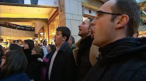 Flash mob w Złotych Tarasach