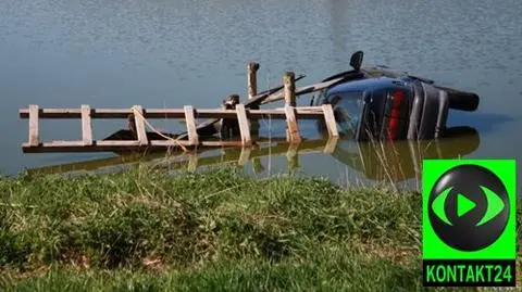 Wepchnął auto do stawu, ze złości