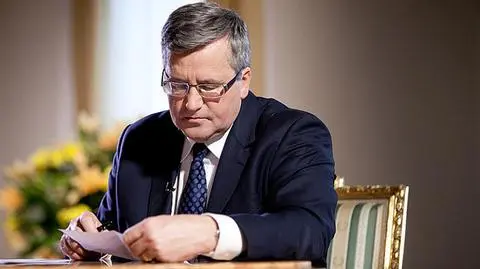 Bronisław Komorowski o zamachu: barbarzyński akt agresji.
Premier składa kondolencje