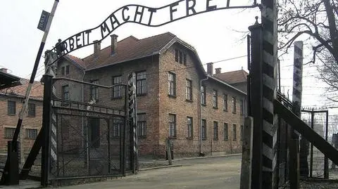 Włoska wystawa z Auschwitz przewieziona na stałe do Florencji