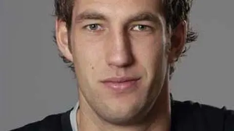 16. Maarten Stekelenburg