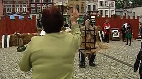 Rzuć jajem we władzę