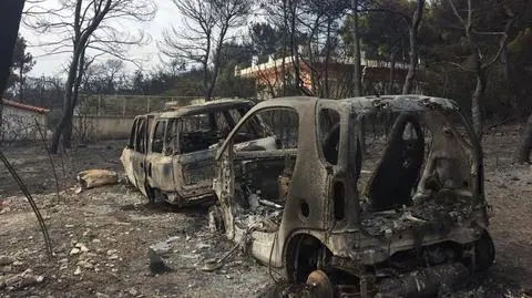 Grecja w ogniu i żałobie