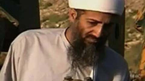 Bin Laden ostrzega niewiernych