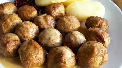 Klopsiki z koniną w restauracjach IKEI. Rzeczniczka: Nie w polskich