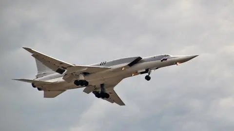 Na nagraniu rosyjskie bombowce Tu-22M3 zrzucające bomby na Syrię