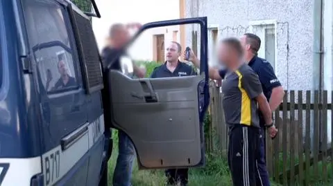 Dolny Śląsk: wypadli z drogi, zatrzymali się w polu