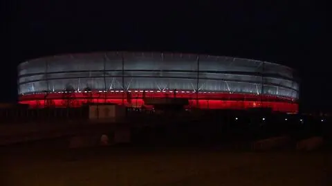 Wrocławski stadion stał się największą flagą Polski