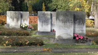 Na Cmentarzu Wojskowym na Powązkach mają być honorowani ci, którzy służyli Polsce 