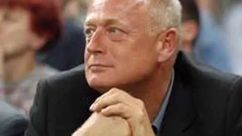 Krauze w aneksie raportu WSI