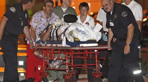 O uwięzionych górnikach mówi Jan Pachlowski z radia Echo w Chicago (PAP/EPA./George Frey)