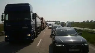 Korek po wypadku na A4 ma kilka kilometrów