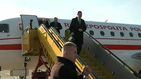 Prime Minister Mateusz Morawiecki getting off the governmental plane