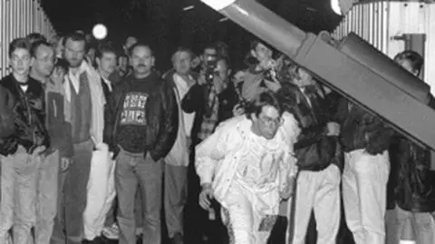 "Żegnaj DDR" - jak Niemcy 
uciekali przez Warszawę
