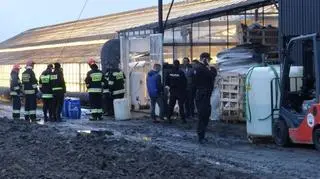 Pracowników szklarni ewakuowano
