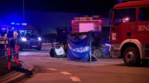 Zderzenie dwóch aut w Łodzi. Nie żyją trzy osoby