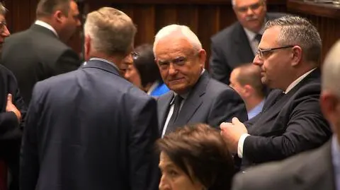 Leszek Miller jeszcze we wtorek chciał, by premier wystąpił z wnioskiem o wotum zaufania dla rządu 