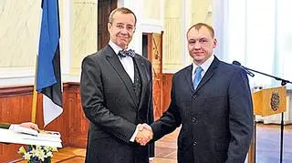 Kohver w 2010 roku otrzymał od prezydenta Estonii order za zasługi, które są objęte tajemnicą państwową 