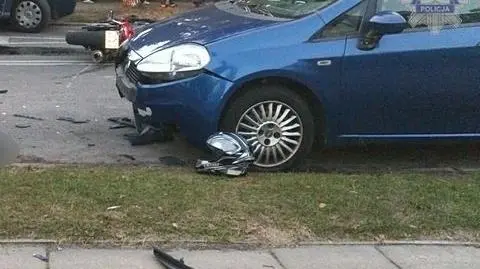 Motocyklista wjechał w fiata. Zginął 