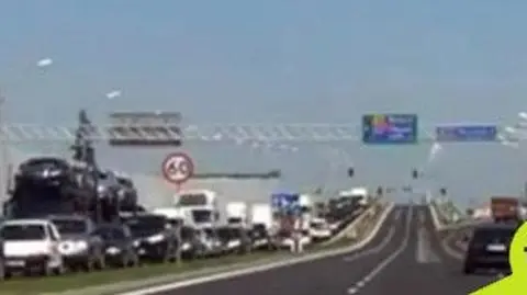 Pierwszy dzień na A2: korek, światła do poprawy
