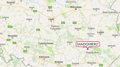 Sandomierz. Cztery osoby ranne po zderzeniu samochodu z autokarem
