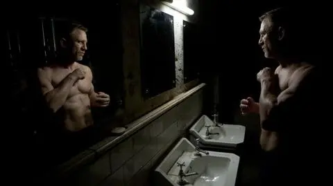 Daniel Craig jako James Bond w "Skyfall"