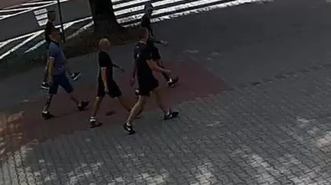 W sześciu, w kominiarkach zaczepili przechodnia i dotkliwie pobili