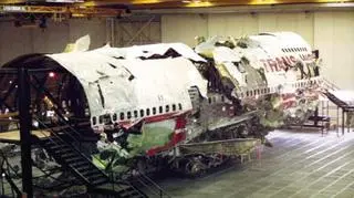 Szczątki B787 zostały metodycznie złożone