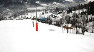 Tutaj znaleziono rannego narciarza