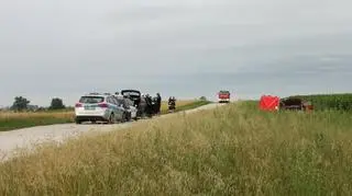 Ktoś porzucił auto 