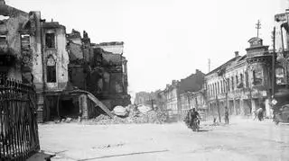 Zniszczone przez Niemców centrum Mińska