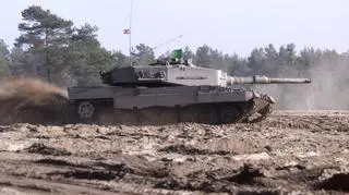Pieniędzy brakuje na paliwo do wszystkich pojazdów, zwłaszcza paliwożernych Leopardów