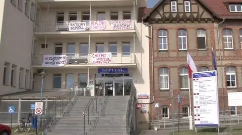 Protest lekarzy przeciwko zwolnieniu dyrektora