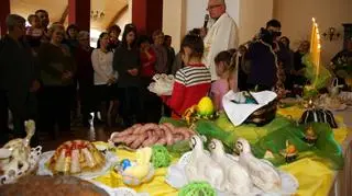 Przy wielkanocnym stole w Licheniu zasiądzie ponad 100 osób