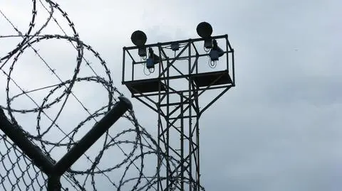 Podwójny zabójca pozywa więzienie