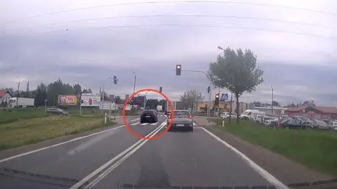 Wyprzedzanie na czerwonym świetle