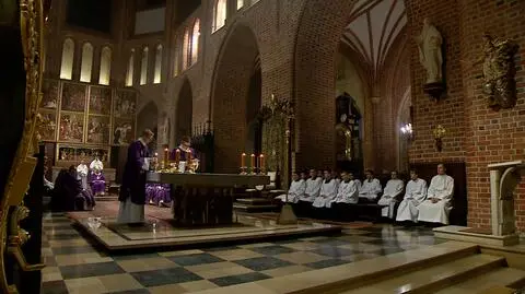 Kościół oficjalnie o księżach pedofilach
