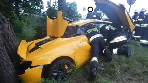 Wypadek z udziałem McLarena
