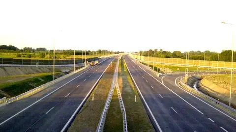 A2 znów się wydłuża. I to w obu kierunkach