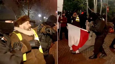 Policja oddzieliła protestujących od miasteczka