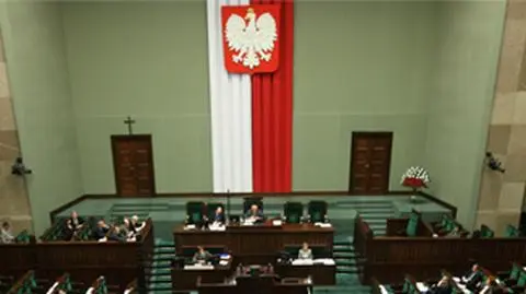 Sejm na finiszu, bez tłumaczeń Rostowskiego, ale z naciskami