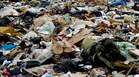 Kłótnia o opłaty za śmieci. 
"To oznacza 500 procent podwyżki"